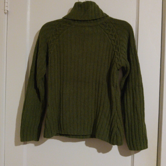 Royal Robbins moss green chenille turtleneck sweater top size small - Picture 5 of 5